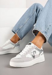 Biało-Szare Sneakersy Ozdobione Metalicznymi Aplikacjami i Brokatem Pilliossa. Białe obuwie sportowe damskie Renee, z jeansu, bez zapięcia. Za 74.99 zł.