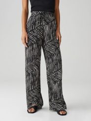 OPUS Spodnie w kolorze czarnym rozmiar: 34. Czarne spodnie materiałowe damskie Opus, bez wzorów, z materiału. Za 165.99 zł.