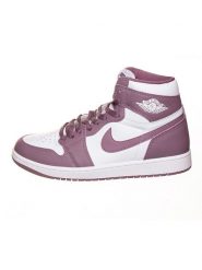 Nike Skórzane sneakersy "Air Jordan 1 Retro High" w kolorze biało-fioletowym rozmiar: 44,5. Białe obuwie sportowe damskie Nike, z materiału, za kostkę, bez zapięcia. Za 505.13 zł.