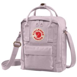 Saszetka Fjallraven Kanken Sling - pastel lavender. Fioletowe nerki i saszetki damskie Fjällräven, bez wzorów, z materiału. Za 359.99 zł.