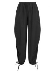 MOSS COPENHAGEN Spodnie w kolorze czarnym rozmiar: M/L. Czarne spodnie materiałowe damskie Moss Copenhagen, bez wzorów, z materiału. Za 184.95 zł.