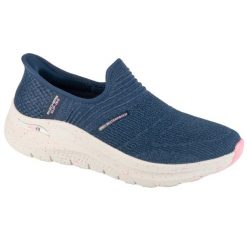 Buty sportowe damskie, Slip-ins: Arch Fit 2.0 - Right As Rain. Niebieskie obuwie sportowe casual damskie Skechers, trekkingowe. Za 549.99 zł.