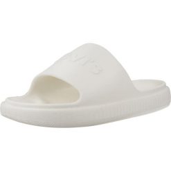 Klapki Levi's Model June Next S Kolor Biały. Białe klapki damskie Levi's, bez wzorów, z gumy, bez obcasa, bez zapięcia. Za 114.99 zł.