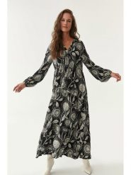 TATUUM Sukienka w kolorze czarno-białym rozmiar: 34. Białe sukienki damskie TATUUM, bez wzorów, z wiskozy, klasyczne, bez ramiączek. Za 158.47 zł.