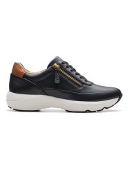 Clarks Skórzane sneakersy "Tivoli Zip" w kolorze czarnym rozmiar: 40. Czarne obuwie sportowe damskie Clarks, bez zapięcia. Za 217.99 zł.