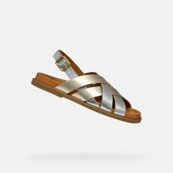 Sandały GEOX D ADELASH Brązowy. Szare sandały damskie Geox, bez wzorów, ze skóry, bez obcasa, bez zapięcia. Za 257.99 zł.