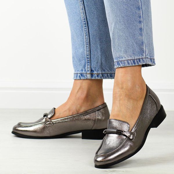 Srebrne pw półbuty damskie, mokasyny Potocki 12065. Szare mokasyny damskie POTOCKI, na jesień, ze skóry, z okrągłym noskiem, bez obcasa. Za 169.00 zł.