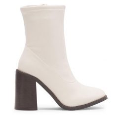 Botki Jenny Fairy. Botki damskie Jenny Fairy, bez obcasa, na słupku, bez zapięcia. Za 159.99 zł.