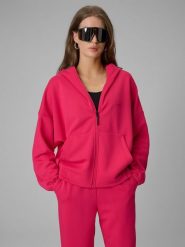 4F Bluza dresowa regular z kapturem damska - różowa M. Czerwone bluzy damskie 4F, m, bez wzorów, z dresówki, z kapturem. Za 199.99 zł.