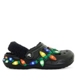 Klapki Crocs. Czarne klapki damskie Crocs, bez wzorów, bez obcasa, bez zapięcia. Za 329.99 zł.