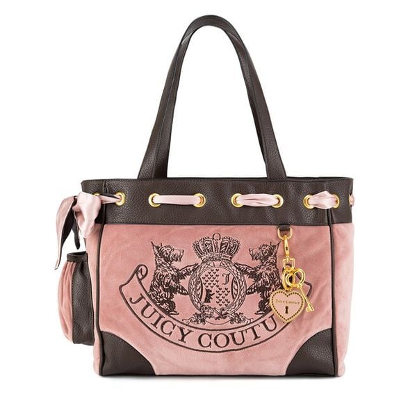 Torebka Juicy Couture. Czerwone torebki klasyczne damskie Juicy Couture, bez dodatków. Za 389.99 zł.