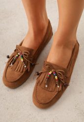 Jasnobrązowe Mokasyny VICES z Wkładką ze Skóry Naturalnej i Ozdobnymi Koralikami Neni. Brązowe mokasyny damskie Born2be, z jeansu, bez obcasa. Za 99.99 zł.