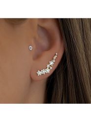 DI GIORGIO Pozłacane kolczyki-wkrętki z cyrkoniami rozmiar: onesize. Żółte kolczyki damskie DI GIORGIO, z cyrkonią, pozłacane. Za 131.45 zł.