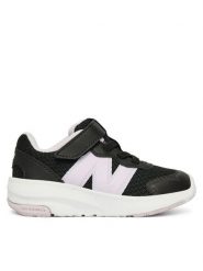 New Balance Sneakersy I5786F1 Czarny. Czarne buty sportowe dziewczęce New Balance, bez wzorów, z materiału, bez zapięcia. Za 169.99 zł.