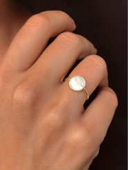 DI GIORGIO Pozłacany pierścionek z masą perłową rozmiar: 54. Brązowe pierścionki damskie DI GIORGIO, z perłą, pozłacane. Za 178.79 zł.