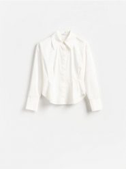 Koszula z bawełną - biały. Białe koszule damskie Reserved, l, bez wzorów, z bawełny, bez kołnierzyka, bez ramiączek. Za 119.99 zł.