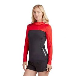 Koszulka do pływania damska Dakine Hd Snug Fit Rashguard Hoodie. Czarne koszulki damskie Dakine, m, bez wzorów, bez kołnierzyka, bez ramiączek. Za 179.99 zł.