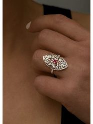 DIA DIAMONDS Pozłacany pierścionek z diamentami i rubinem rozmiar: 58. Czerwone pierścionki damskie DIA DIAMONDS, z diamentem, pozłacane. Za 337.41 zł.