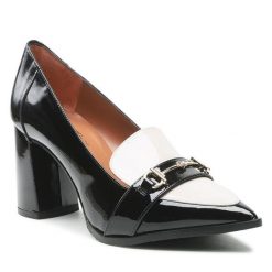 Półbuty Brenda Zaro. Czarne czółenka damskie Brenda Zaro, bez wzorów, bez obcasa, na obcasie. Za 539.99 zł.