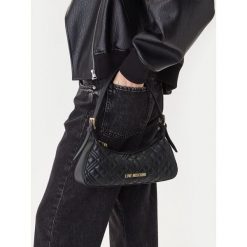 Torebka LOVE MOSCHINO. Czarne torebki klasyczne damskie Love Moschino, bez dodatków. Za 919.99 zł.