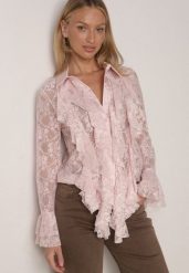 Różowa Koszula Koronkowa z Wiskozy z Bawełną Ozdobiona Falbanami Hermerine. Czerwone koszule damskie Born2be, m, bez wzorów, z bawełny, eleganckie, bez kołnierzyka, bez ramiączek. Za 139.99 zł.