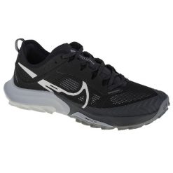 Buty do biegania damskie Nike Air Zoom Terra Kiger 8. Czarne obuwie sportowe damskie Nike, bez zapięcia, do biegania. Za 680.85 zł.