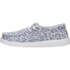 HeyDude Damskie Mokasyny Wendy Stretch Jersey Leopard. Białe mokasyny damskie Hey dude, z jersey, bez obcasa. Za 289.00 zł.