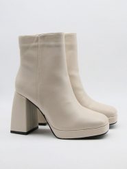 Belucci Botki w kolorze kremowym rozmiar: 38. Brązowe botki damskie Belucci, eleganckie, bez obcasa, bez zapięcia. Za 65.23 zł.