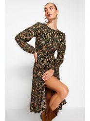 Trendyol Sukienka ze wzorem rozmiar: 40. Sukienki damskie Trendyol, bez wzorów, z wiskozy, bez ramiączek. Za 52.99 zł.