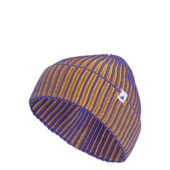 CZAPKA TYPU BEANIE EFFECT. Fioletowe czapki damskie Adidas, bez wzorów, z dzianiny. Za 129.00 zł.