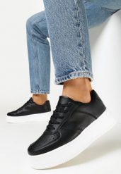 Czarne Sneakersy na Platfromie z Bieżnikiem i Perforacją Artie. Czarne obuwie sportowe damskie Born2be, na jesień, ze skóry, bez zapięcia. Za 69.99 zł.