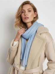 Chusta - błękitny. Niebieskie chusty damskie Sinsay, bez wzorów. Za 15.99 zł.