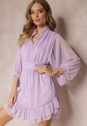 Fioletowa Sukienka Mini z Ozdobnymi Guzikami i Rękawem 3/4 Parissa. Fioletowe sukienki damskie Renee, bez wzorów, bez ramiączek. W wyprzedaży za 135.99 zł.