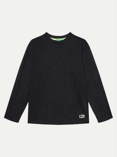 United Colors Of Benetton Bluzka 3EG9C10M6 Czarny Regular Fit. Czarne t-shirty i koszulki chłopięce United Colors Of Benetton, bez wzorów, z bawełny, bez kołnierzyka, bez ramiączek. Za 49.99 zł.