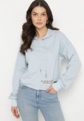 Niebieska Bluza z Bawełną i Kapturem Ozdobiona Sznurkami i Cyrkoniami Amoienna. Niebieskie bluzy damskie Born2be, l, z aplikacjami, z bawełny, z kapturem. Za 59.99 zł.