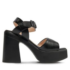 Sandały Refresh. Czarne sandały damskie Refresh, bez wzorów, bez obcasa, na słupku, bez zapięcia. Za 279.99 zł.