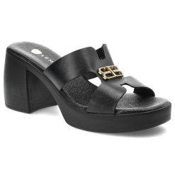 Czarne Klapki Armodo Eleganckie Obuwie Damskie Na Obcasie. Czarne klapki damskie Armodo, bez wzorów, z materiału, bez obcasa, na obcasie, bez zapięcia. Za 269.00 zł.