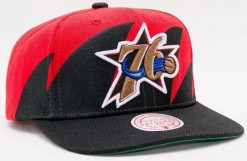 Czerwona czapka Mitchell & Ness Nba Hwc Philadelphia. Czarne czapki z daszkiem damskie Mitchell & Ness, bez wzorów, z bawełny. Za 178.99 zł.