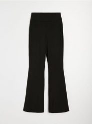 Sportowe legginsy flare Active - czarny. Czarne legginsy sportowe damskie Sinsay, l, bez wzorów. Za 49.99 zł.
