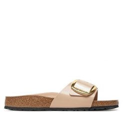 Klapki Birkenstock. Brązowe klapki damskie Birkenstock, bez wzorów, ze lnu, bez obcasa, bez zapięcia. Za 629.99 zł.