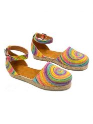 Calceo Espadryle ze wzorem rozmiar: 39. Espadryle damskie Calceo, bez wzorów, bez obcasa. Za 175.67 zł.