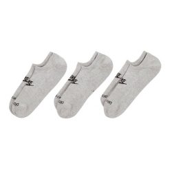 Skarpety Unisex Dla Dorosłych Everyday Plus Z Amortyzacją (zestaw 3 Sztuk). Szare skarpetki damskie Nike, bez wzorów, z bawełny. Za 124.99 zł.