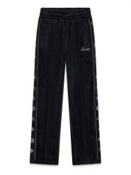 Guess Spodnie dresowe J6BB15 K7266 Czarny Slim Fit. Czarne spodnie dresowe dziewczęce Guess, z aplikacjami, z dresówki. Za 294.99 zł.