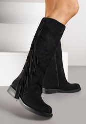Czarne Kozaki w Stylu Boho z Imitacji Zamszu z Frędzlami Vemirina. Czarne kozaki damskie Born2be, z jeansu, bez obcasa, na płaskiej podeszwie, bez zapięcia. Za 159.99 zł.