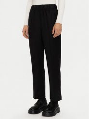 Weekend Max Mara Spodnie materiałowe Hateley 2425136052 Czarny Regular Fit. Czarne spodnie materiałowe damskie Weekend Max Mara, bez wzorów, z materiału. Za 559.99 zł.