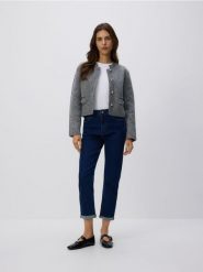 Jeansy boyfriend slim - granatowy. Niebieskie jeansy damskie Reserved. Za 129.99 zł.