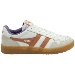 Sneakersy damskie Gola Eagle 86. Białe obuwie sportowe casual damskie Gola, bez zapięcia. W wyprzedaży za 323.00 zł.
