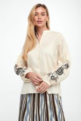 Koszula damska lniana Ilex WEEKEND MAX MARA. Koszule damskie Weekend Max Mara, bez wzorów, bez kołnierzyka, bez ramiączek. W wyprzedaży za 1,111.20 zł.