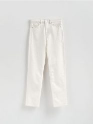 Jeansy mom fit z dłuższą nogawką - złamana biel. Jeansy damskie Reserved. Za 129.99 zł.
