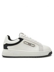 Emporio Armani Sneakersy X3X024 XR222 C679 Biały. Białe obuwie sportowe damskie Emporio Armani, ze skóry, bez zapięcia. Za 739.99 zł.